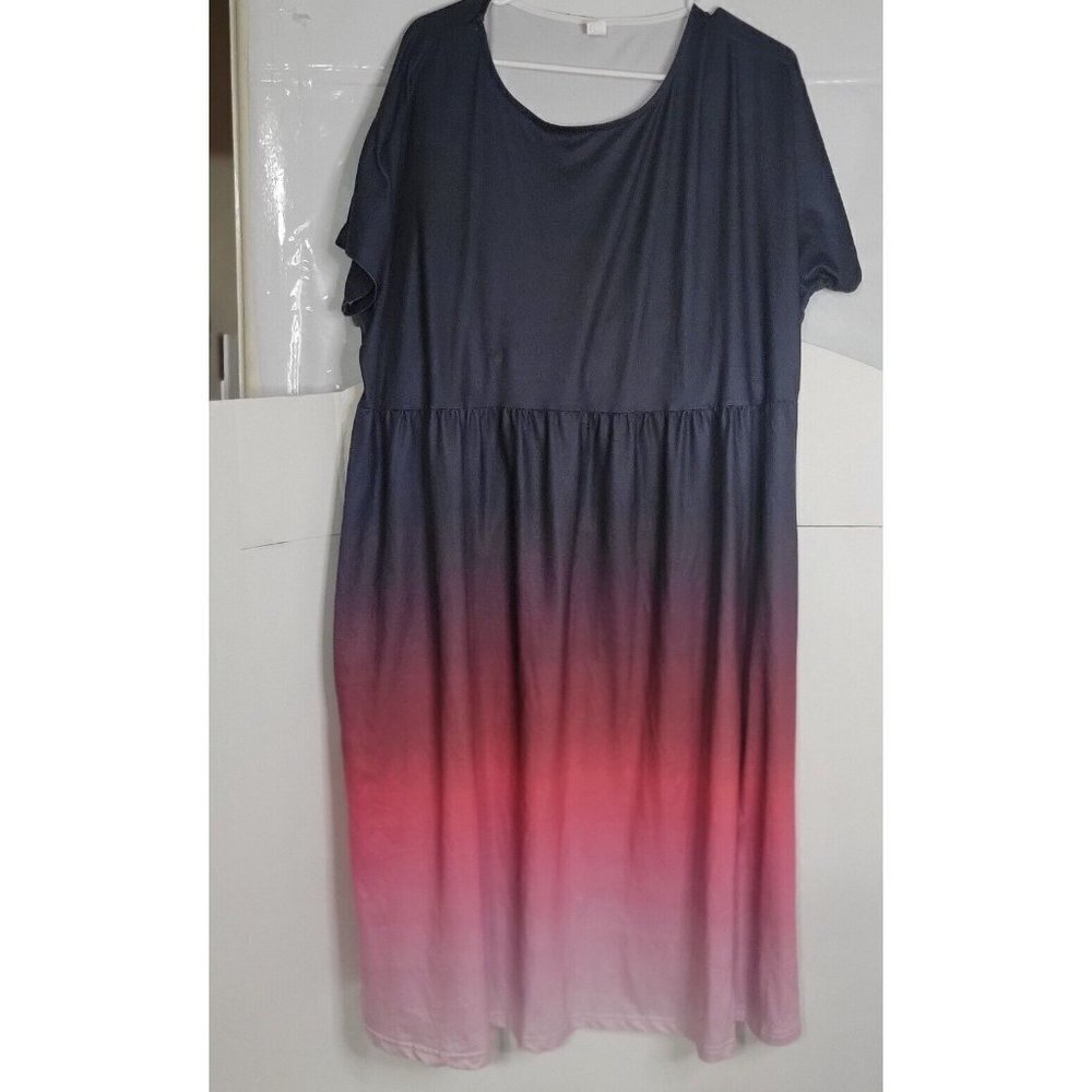 Women’s Midi Ombre Scoop-Neck Dress in Navy and Pink